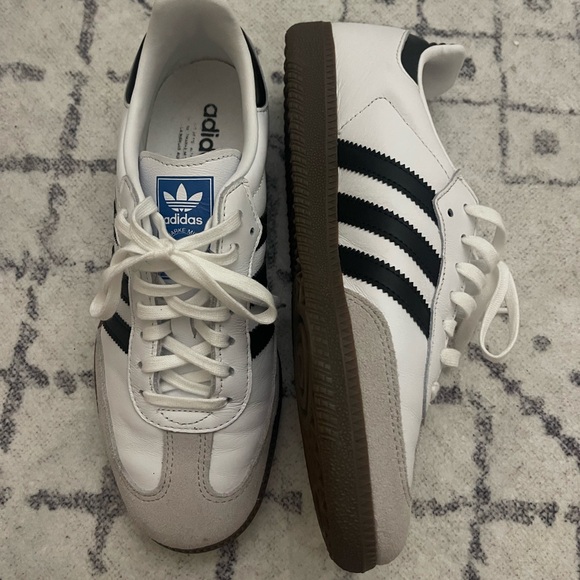 adidas Shoes - Adidas sambas
